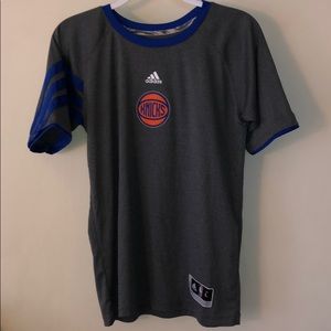 New York Knicks T Shirt !